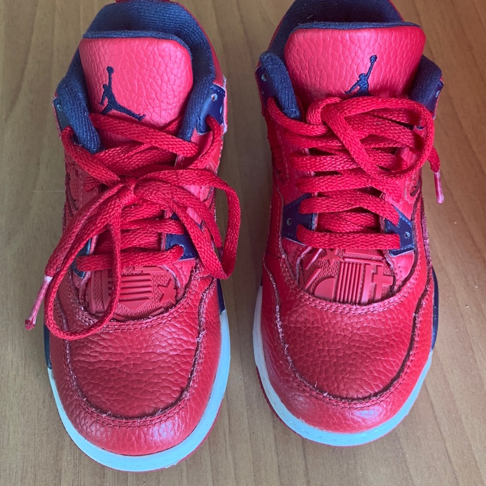 Jordanos Kids shoes